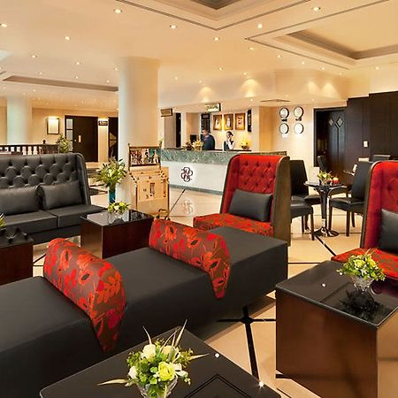 Ewa Hotel Dubai Buitenkant foto