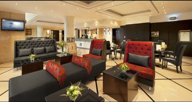 Ewa Hotel Dubai Buitenkant foto