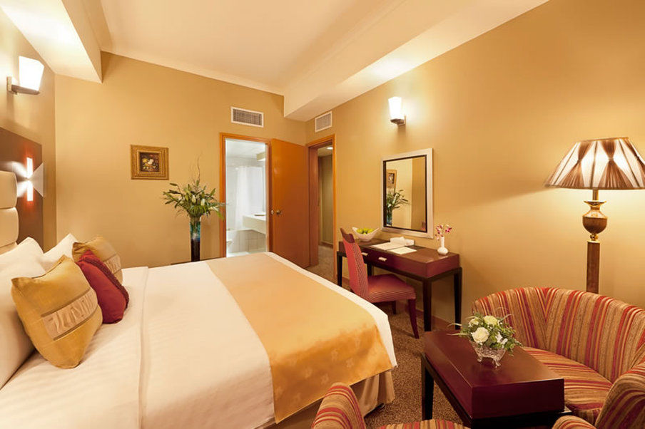 Ewa Hotel Dubai Buitenkant foto